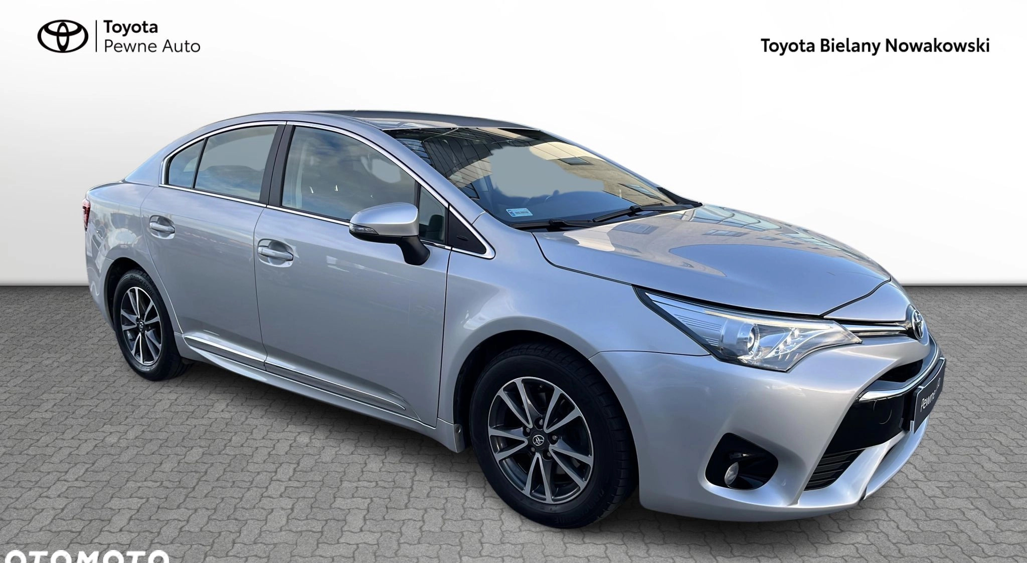 Toyota Avensis cena 76900 przebieg: 80475, rok produkcji 2017 z Muszyna małe 326